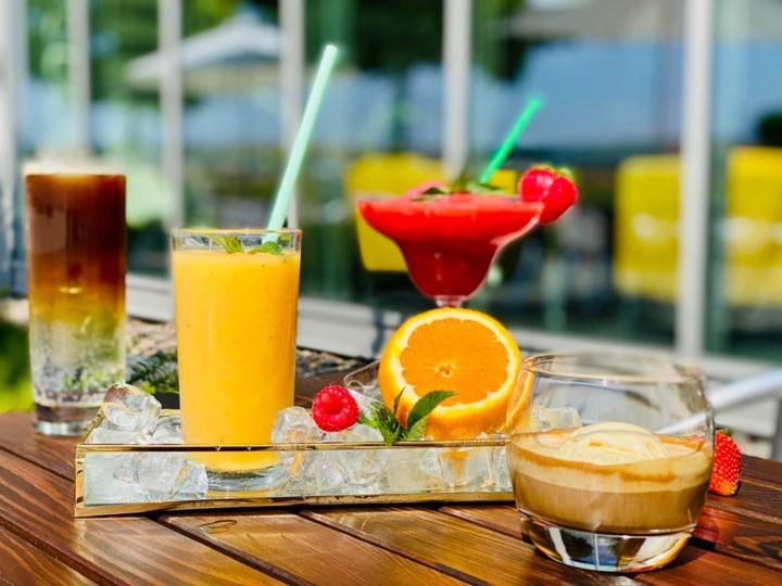 فندق Aerocafe بارتيزانسكى المظهر الخارجي الصورة
