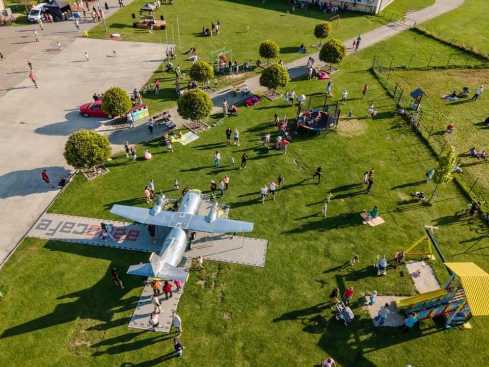 فندق Aerocafe بارتيزانسكى المظهر الخارجي الصورة